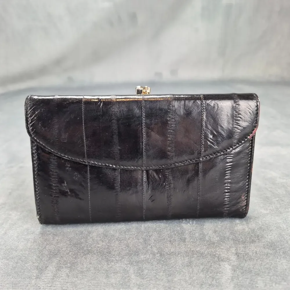 Vintage Eel Skin Leather Kiss Closure Lock Black Bi-Fold Wallet Coin Purse